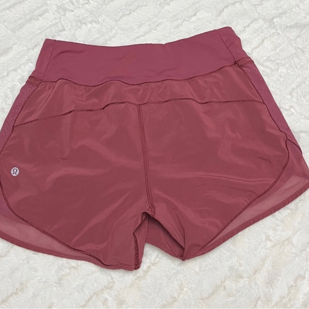 Lululemon Over & Above Shorts 6 #6-05 - Picture 7 of 14
